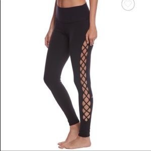 Black Alo interlace leggings size medium